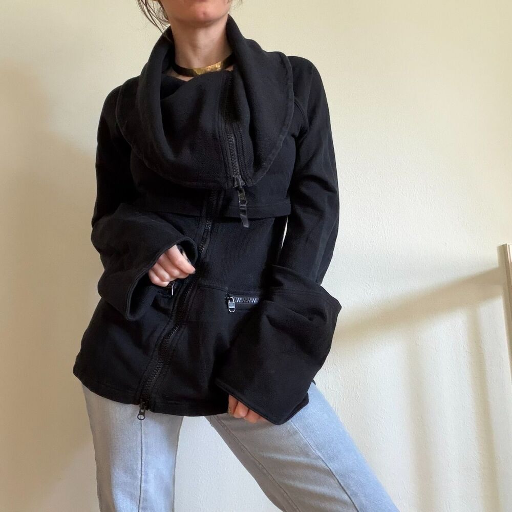 lululemon athletica over the top Jacket